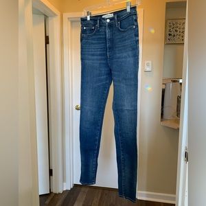 Aritzia Denim Forum Lola High Rise Skinny 27